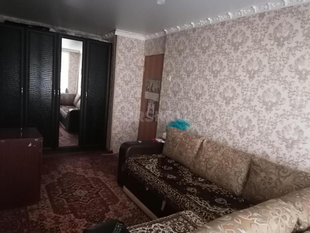 Продам 2х комнатную квартиру ОЗТП, 7мкр, 2/5эт. - Орск