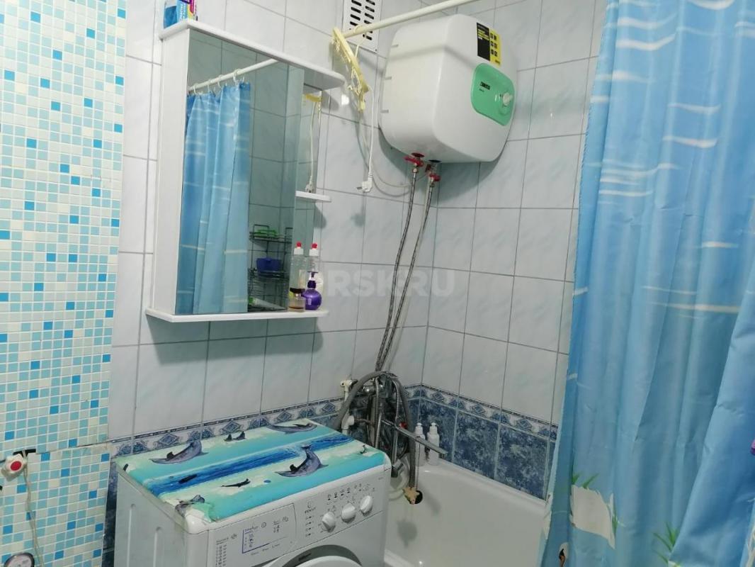 Продам 2х комнатную квартиру ОЗТП, 7мкр, 2/5эт. - Орск