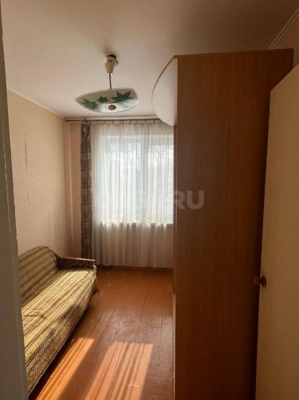 Продам четырехкомнатную квартиру в районе площади Васнецова. - Орск
