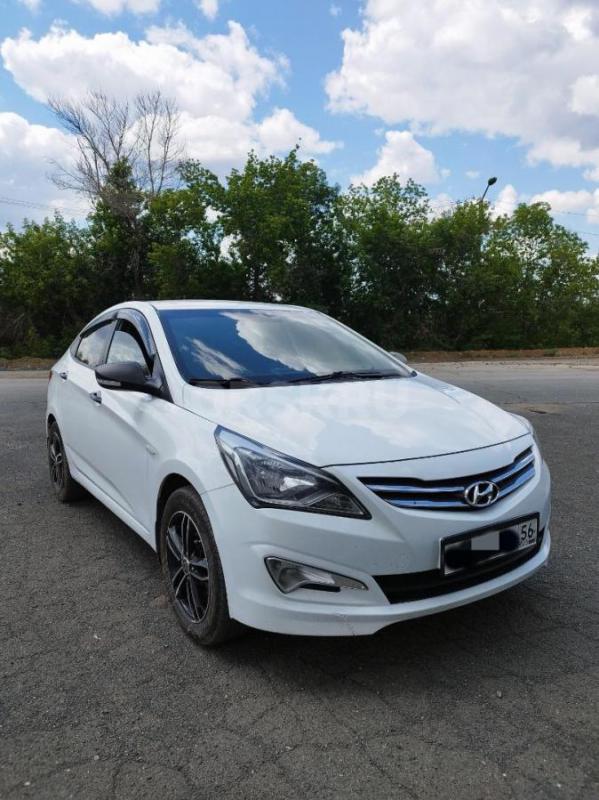 Продам HYUNDAI SOLARIS. - Орск