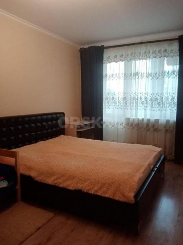 Продам уютную  2-х комнатную квартиру 2/5 по ул. - Орск