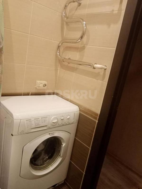 Продам уютную  2-х комнатную квартиру 2/5 по ул. - Орск