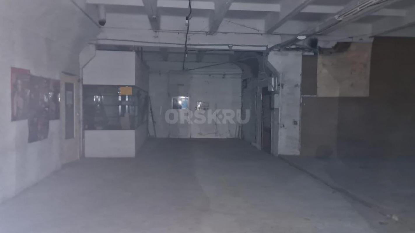 Арт. 101211627
Продам просторное, нежилое 1-этажное помещение под складскую базу по адресу: г. - Орск