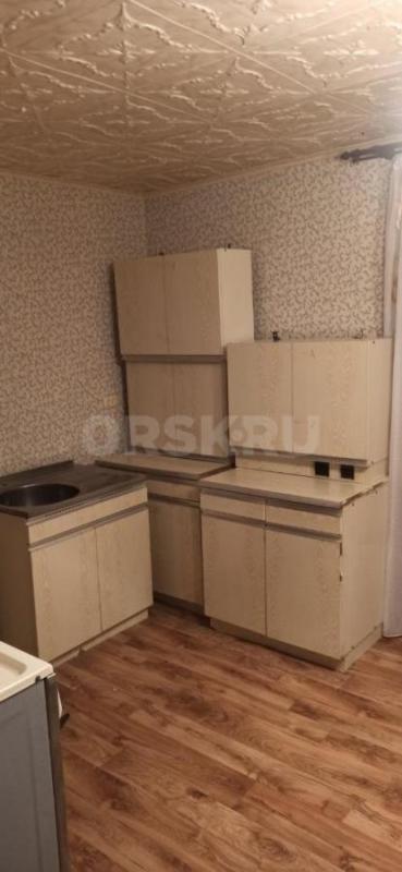 Кухонный гарнитур б/у юмзовский 2 нижних ящика и 2 верхних. - Орск