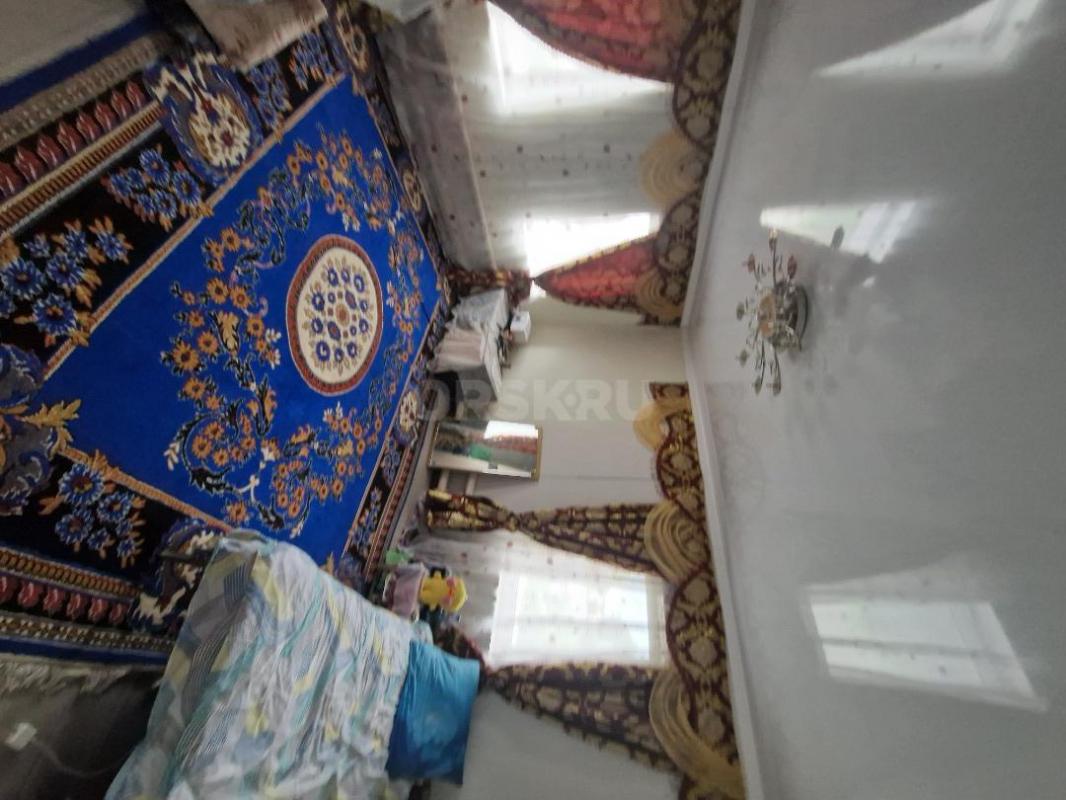 Продам хороший дом с удобствами, расположенный в старом городе пр улице Орджоникидзе. - Орск