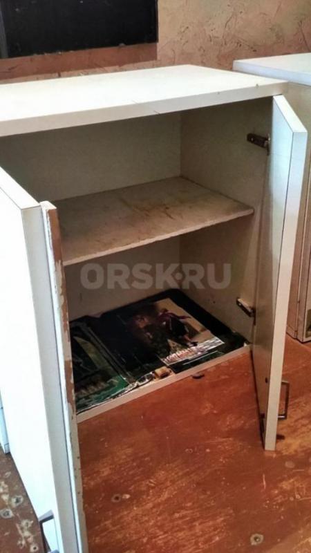 Навесной кухонный шкаф, производство ЮУМЗ. - Орск