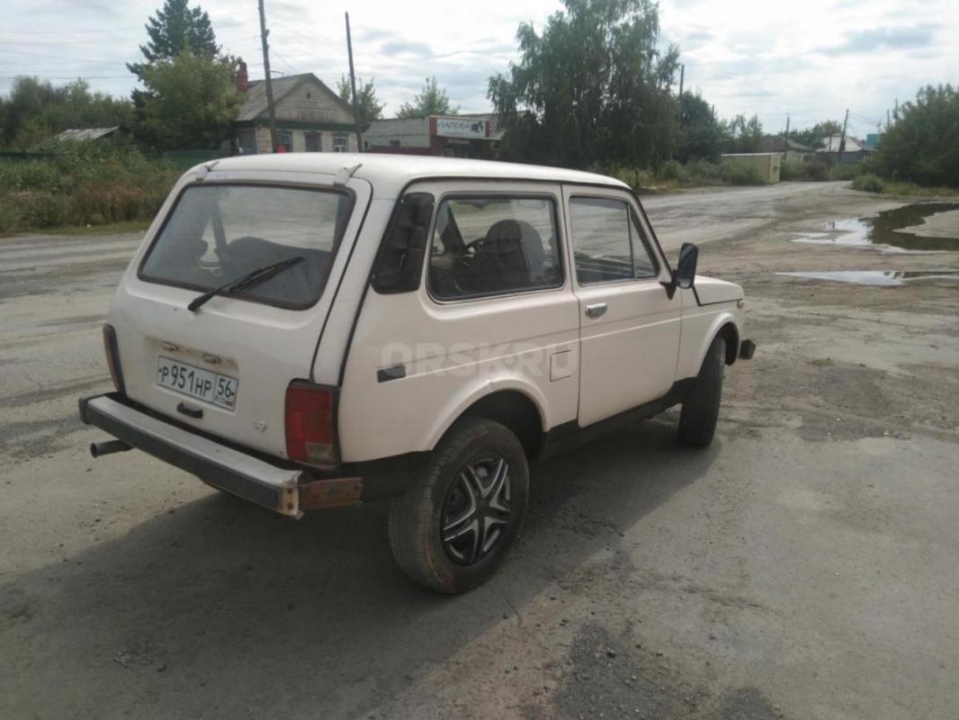 Продам внедорожник 4×4 в хорошем состоянии не гнилая движок 1,7 с завода масло не ест, КПП хорошая д - Орск