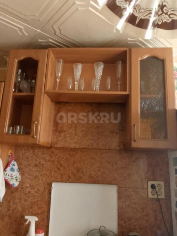 Продам кухонный гарнитур б/у, самовывоз - Орск