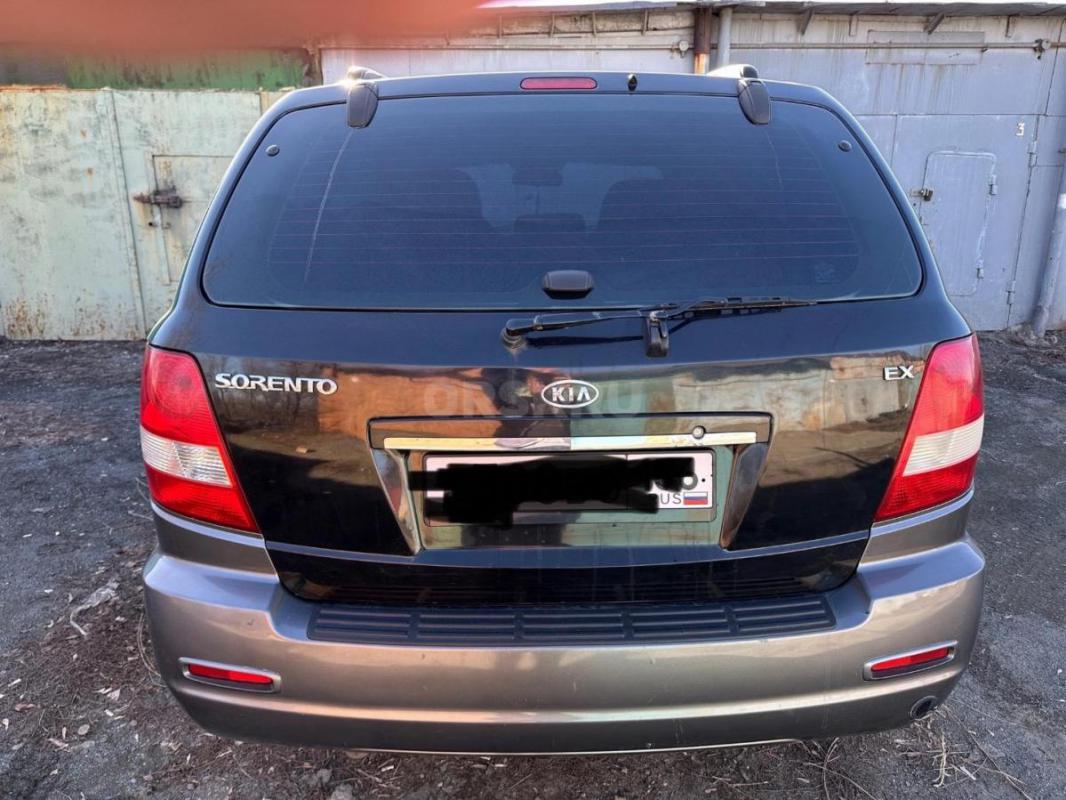 Продам рамный внедорожник Kia sorento 1 поколения , кузов в порядке , весь ровный, подвеска вся в ид - Орск
