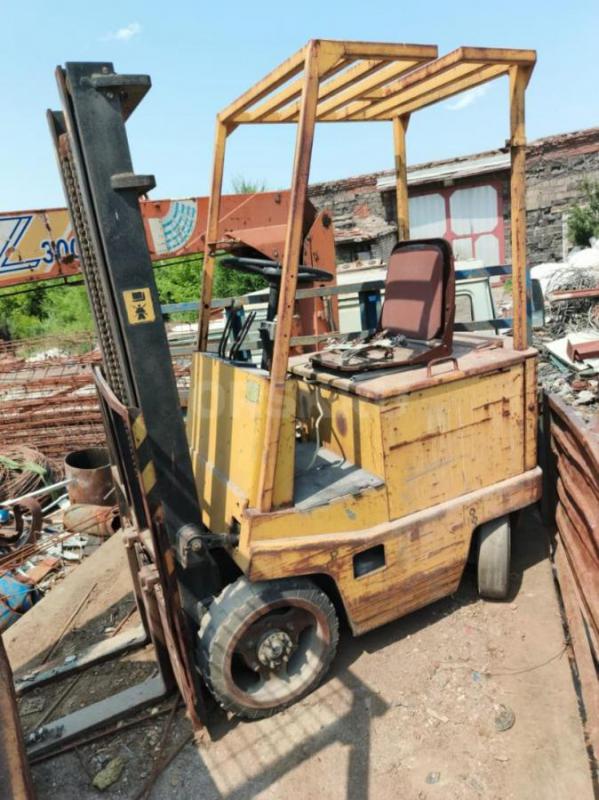 Продам вилочные погрузчики - Новотроицк