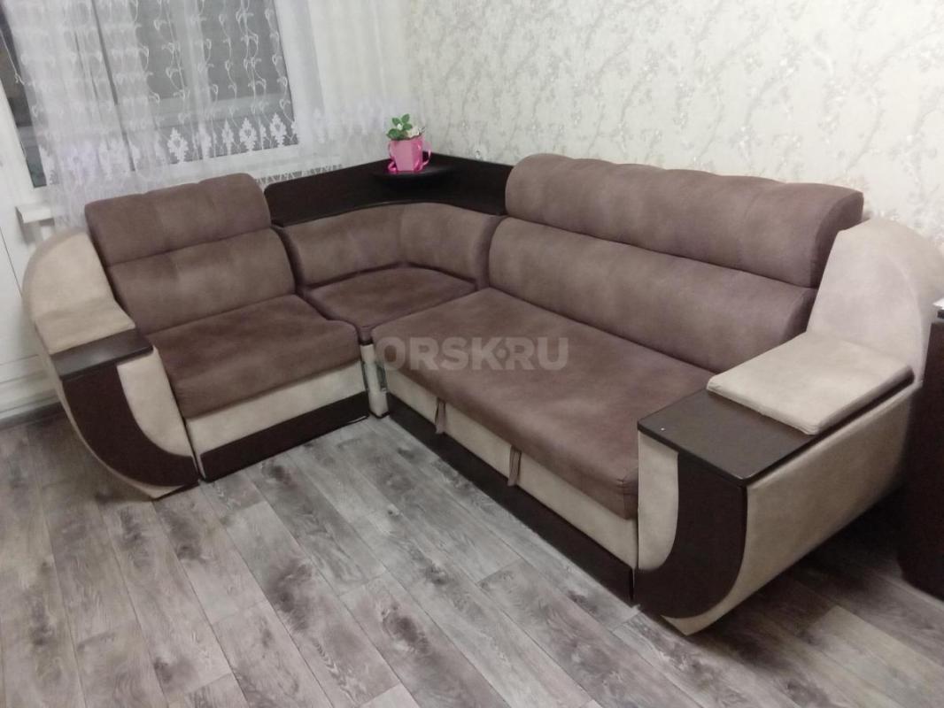 Продам угловой диван в нормальном состоянии за 7 000 р. - Орск