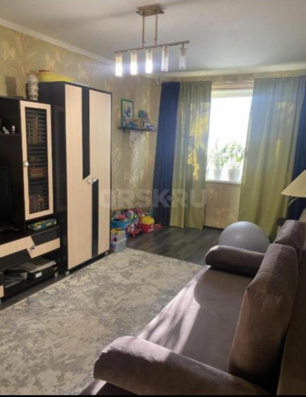 Продам стильную двухкомнатную квартиру по адресу ул. - Орск