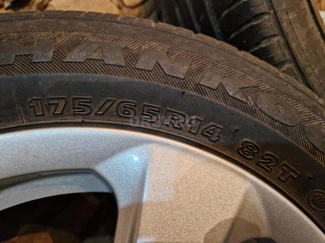 Продам 4 летних колеса на литье от Хёндай Гетц 175/65R14 HANKOOK 4х100 диаметр 54,1 - Орск