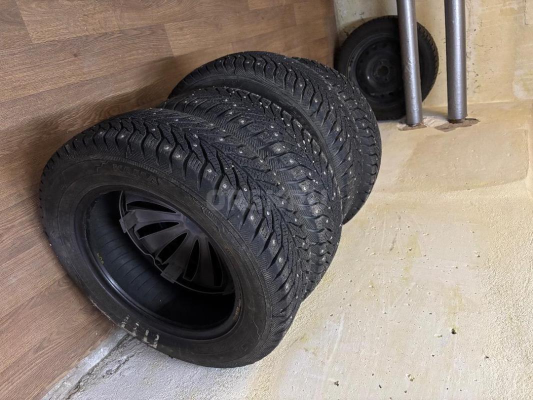 Продается зимняя шипованная резина КАМА АЛГА 175/65 R14 в отличном состоянии, все шипы на месте, куп - Орск