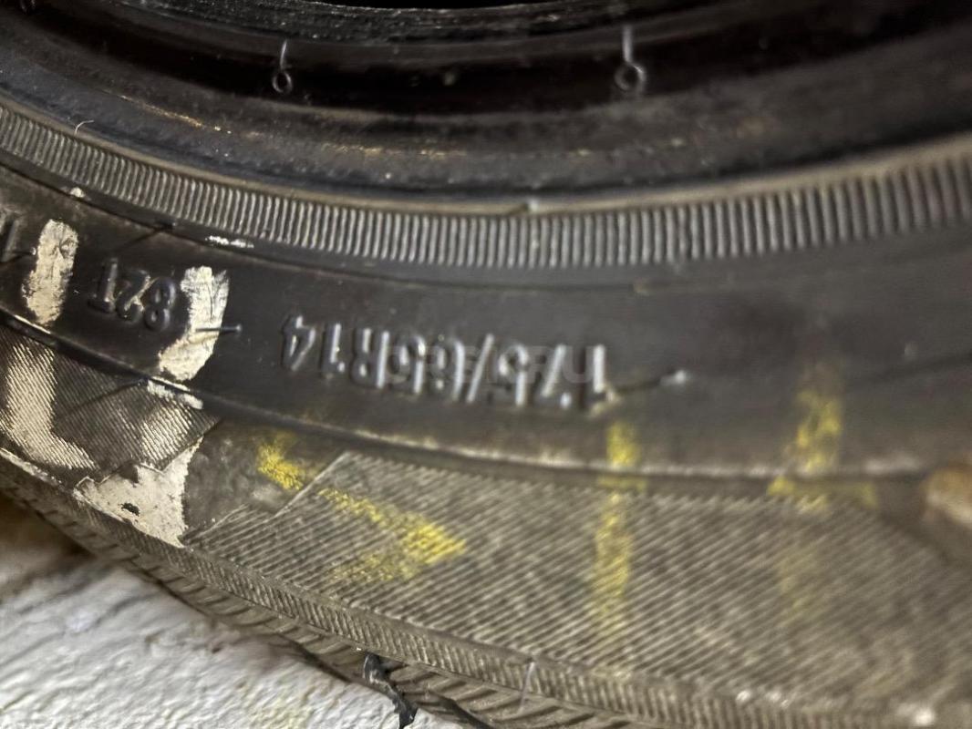 Продается зимняя шипованная резина КАМА АЛГА 175/65 R14 в отличном состоянии, все шипы на месте, куп - Орск
