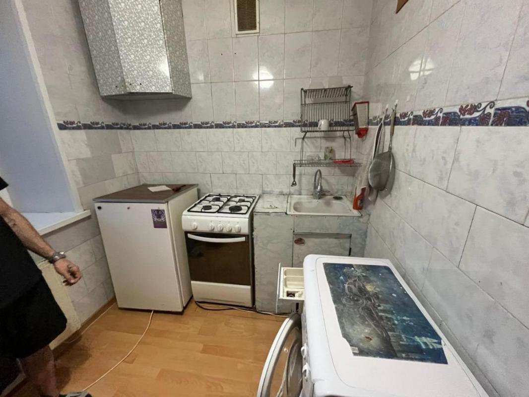 Продам срочно квартиру в хорошем состоянии,прописанных нет . - Орск