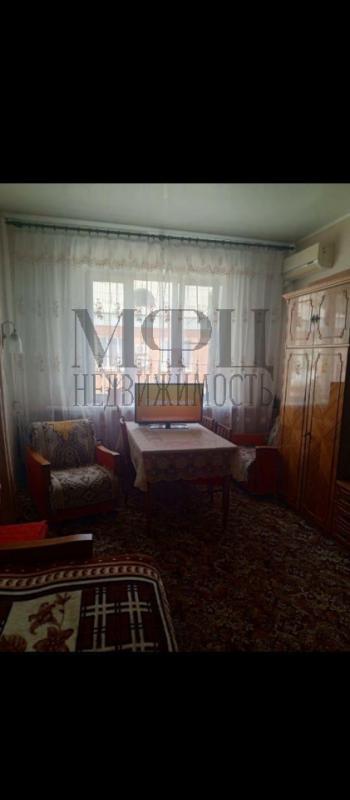 Продам двухкомнатную квартиру в 2 этажном доме на 2 этаже. - Орск