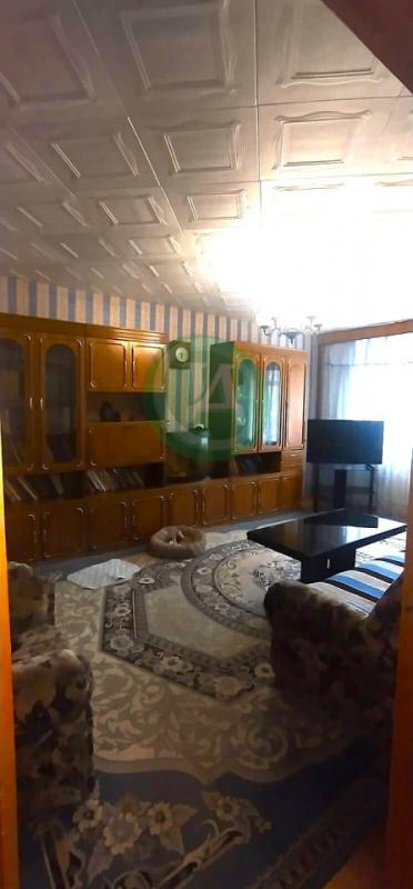 Продам 4-х комнатную квартиру состоящую из 2-х квартир- 3-х и однокомнатной ( по документам две разн - Орск