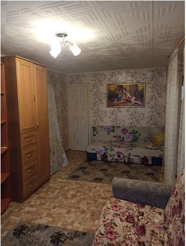 Продаётся однокомнатная квартира  в отличном районе, г. - Новотроицк