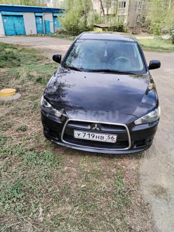 Продам хороший автомобиль, всё что нужно для комфортной и безопасной езды имеется, собственник, зима - Орск