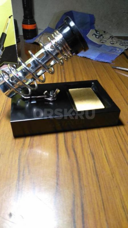 Продам оловоотсос в наличии 4 штуки цена одного 150₽ , подставка для поялника 150₽ - Орск