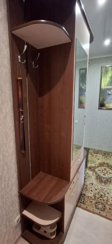 продается прихожая, бу в отличном состоянии высота 2,20 ширина 115,  глубина 40 - Новотроицк