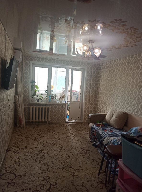 Срочно продаётся однокомнатная квартира , г. - Новотроицк