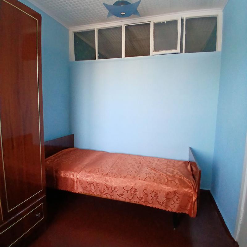 Продаётся трехкомнатная  квартира по адресу г. - Новотроицк