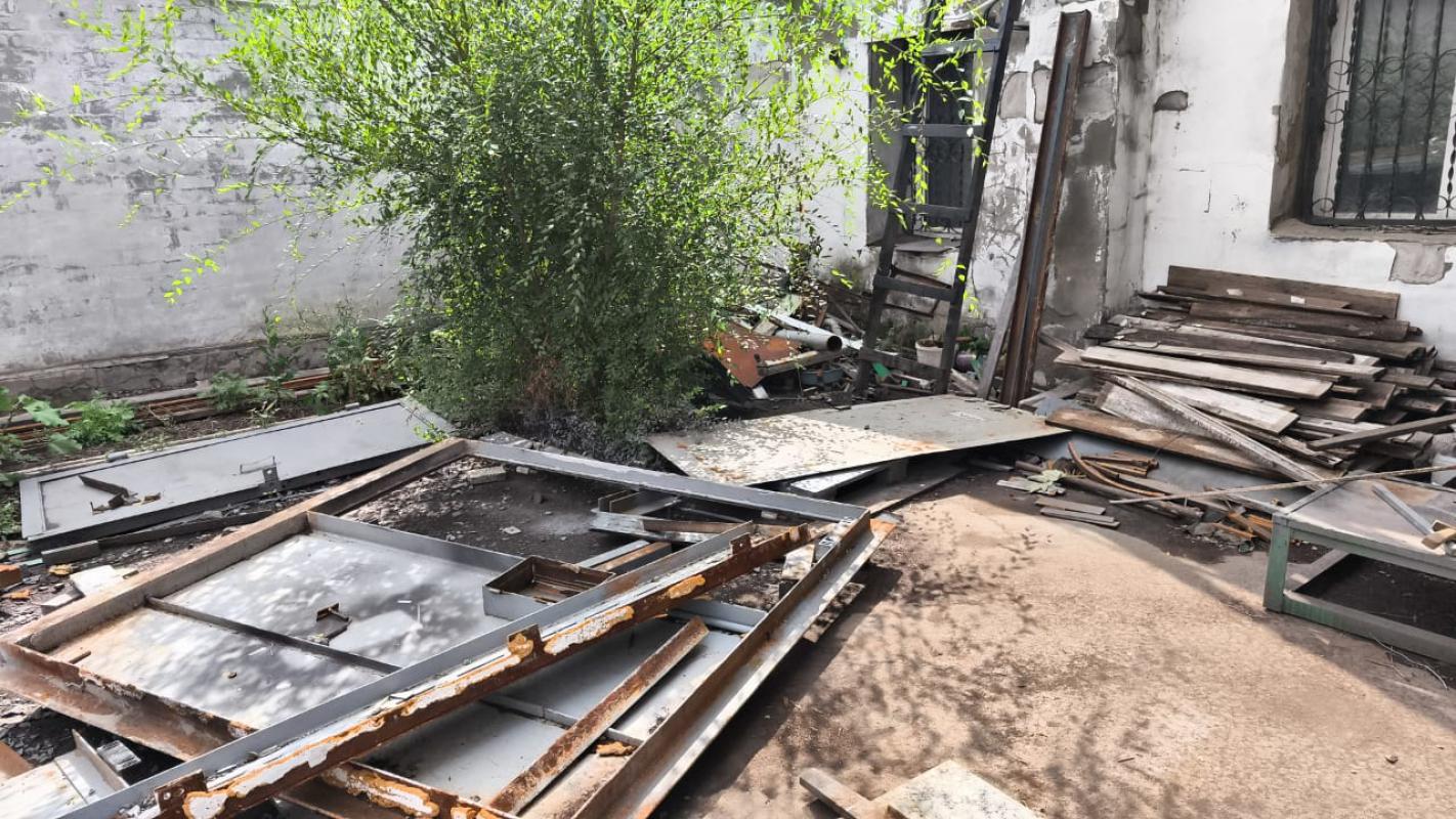 Нежилое помещение (хозяйственная постройка) под магазин, цех, производство, теплый склад. - Новотроицк