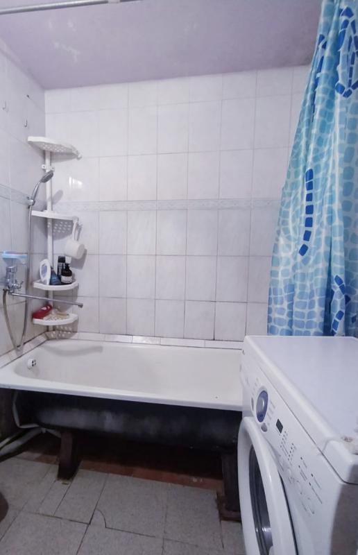 Продаётся 2-х комнатная квартира, улучшенной планировки на 5 этаже, 9-ти этажного дома, по адресу г - Новотроицк