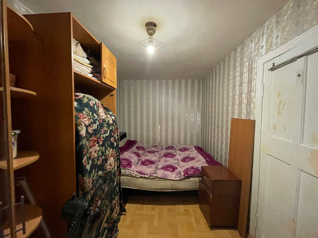 Продаётся 2-х комнатная квартира в центральном районе города 
Адрес: г. - Новотроицк