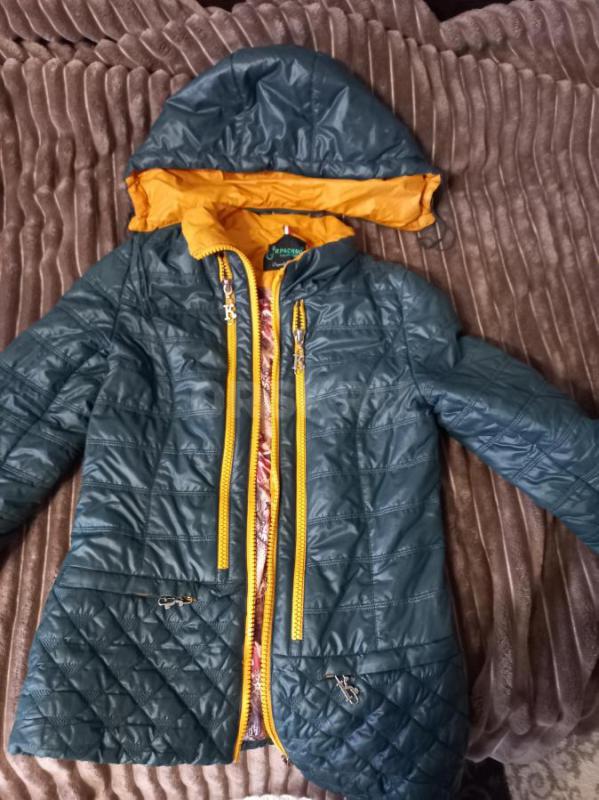 Продам женское пальто (шерсть, вискоза), р. 44 за 1000 р.,женскую  куртку за 1000 р., зимнюю куртку - Орск