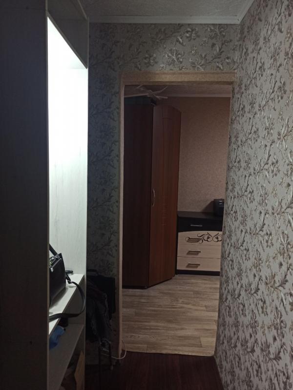 Срочно продаётся светлая и уютная однокомнатная квартира переделанная в студию, г. - Новотроицк
