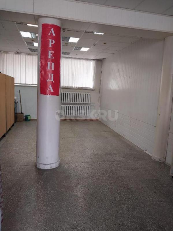 Продам коммерческую недвижимость 70 кв м в действующем маг Ткани, напротив рынка Авангард, в центре - Орск