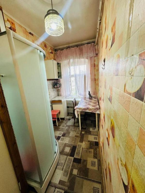 Сдам 1 комнатную квартиру на длительный срок, 2/2 этаж, ул. - Орск