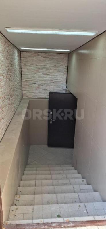 Предлагается в аренду помещение от собственника, расположенное на первой линии, c высокой проходимос - Орск