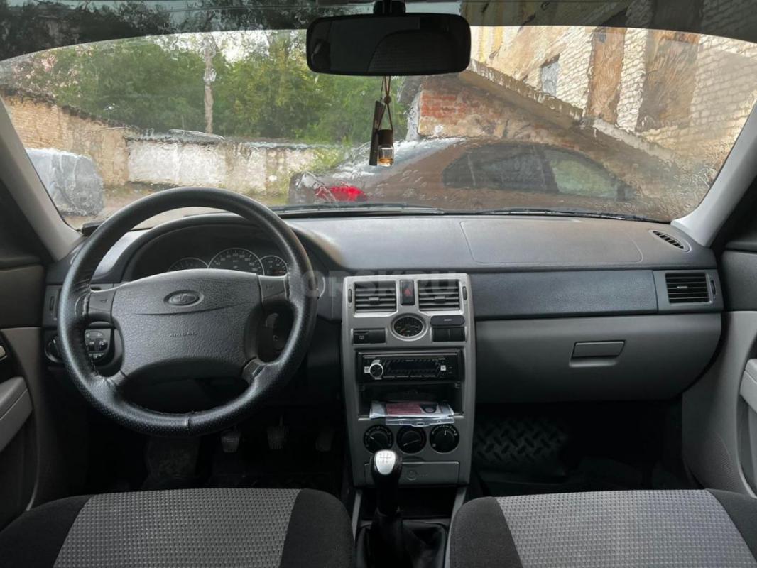 10 год стёкла в круг родные не гнилушка  автотека зелень продажа от собственника резина лето новое к - Орск