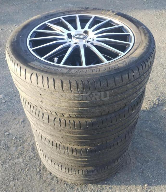 NOKIAN NORDMAN 8  205/55 R16 на дисках (зима) куплена в феврале 2025
MICHELIN 205/55 к16 на дисках - Орск
