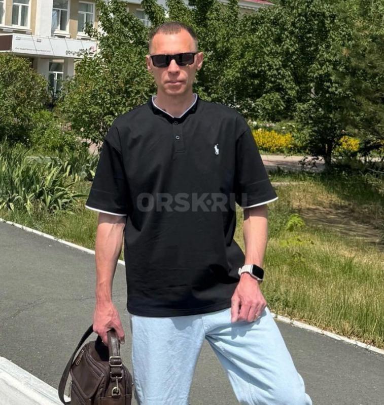 Ищу работу водитель легкового автомобиля. - Орск