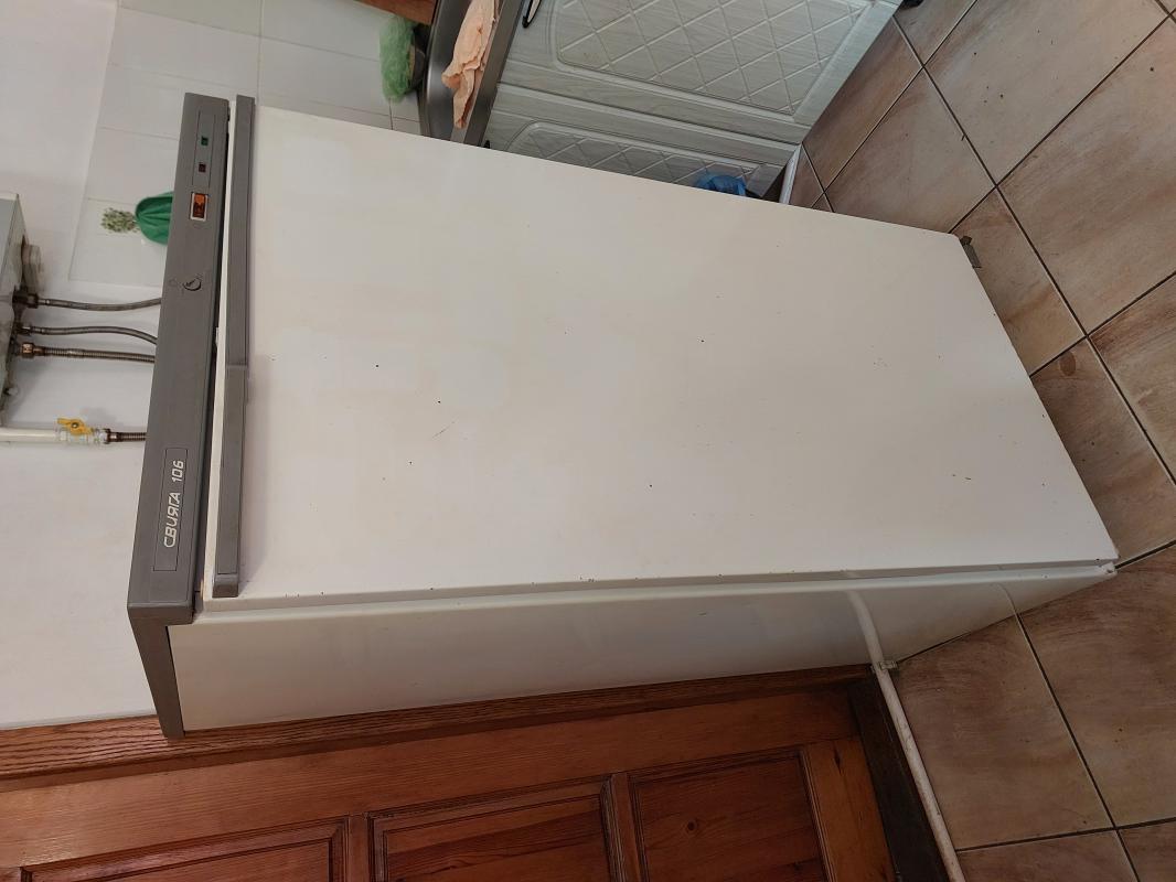 Продам морозильную камеру б/у Свияга 106 - Новотроицк
