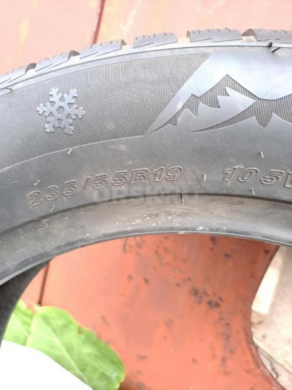 Продам комплект из 4х новых нешипованных шин Trazano ZuperSnow Z-507 размер 235/55 R19, 2024 год вып - Орск