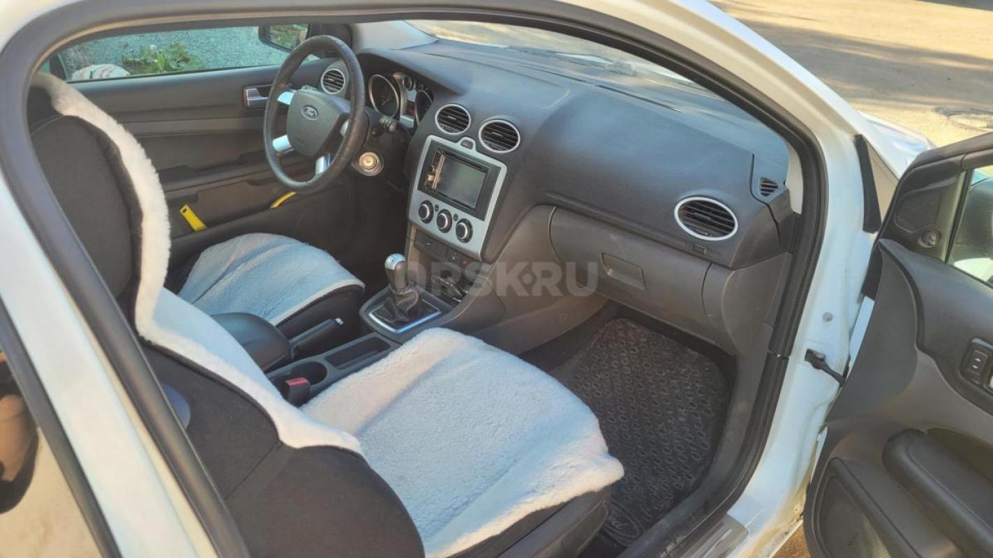 Продам ford focus 2 в редком 3 дверном кузове, с самым неприхотливым двигателем в 100 л.с. - Орск