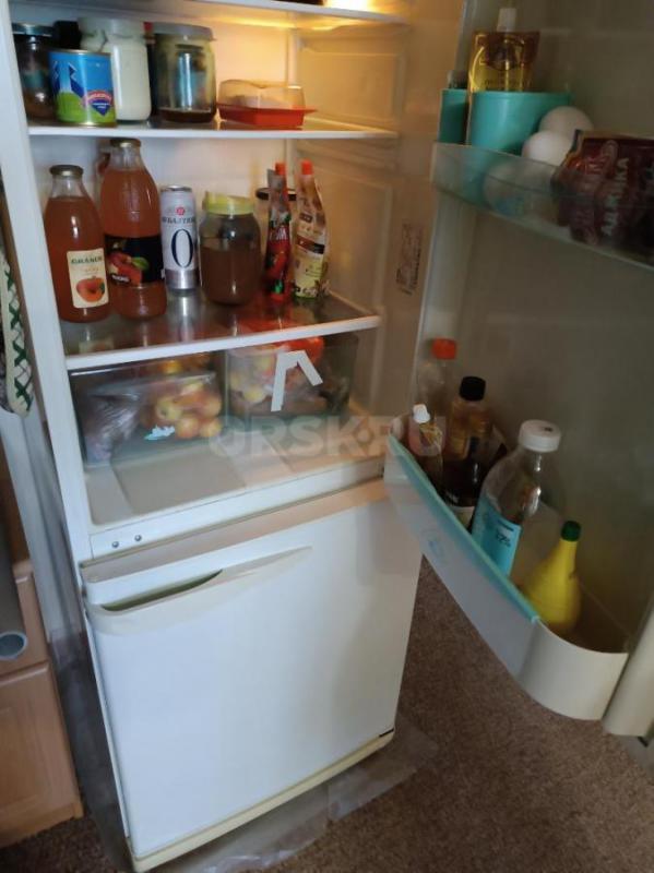 Продам холодильник Stinol RF 305A.008 в рабочем состоянии, компрессор поменян, из минусов сломаны дв - Новотроицк