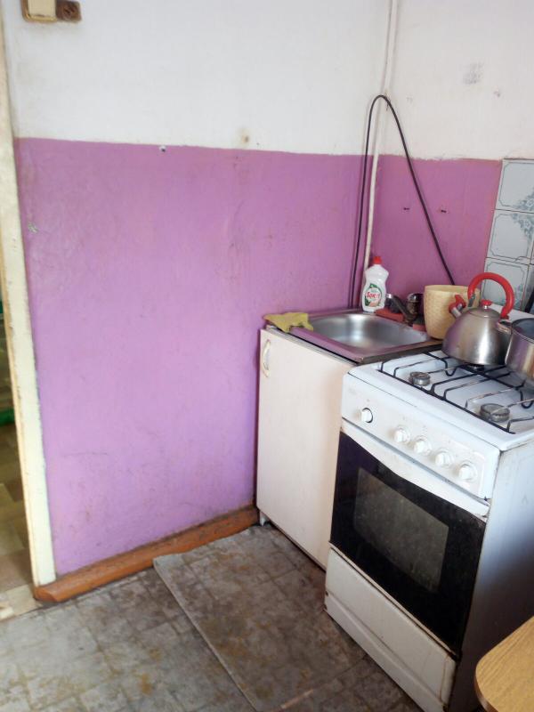 Продам дом на Юрге. рядом магазины, остановка все в шаговой доступности. - Новотроицк