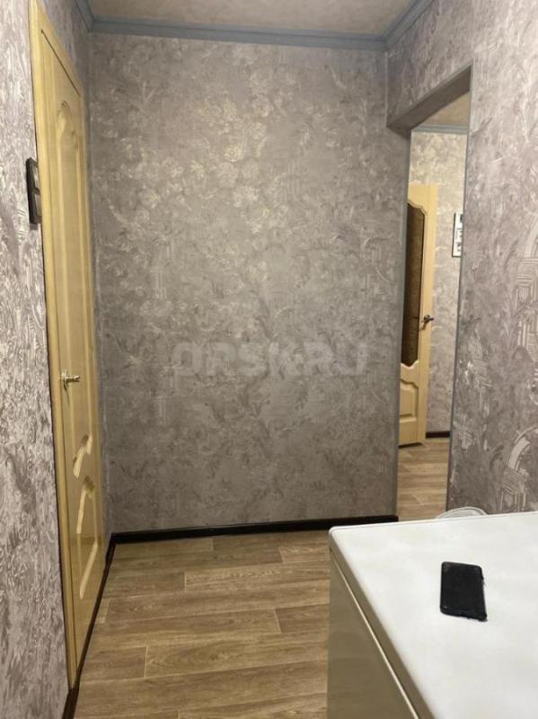Продаётся трexкомнатная квартиpа улучшeнной плaниpовки в г. - Орск
