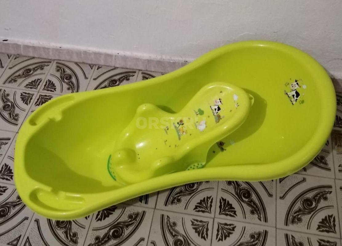 Продается детская кроватка с ванной и подставкой для купания ребенка. - Орск