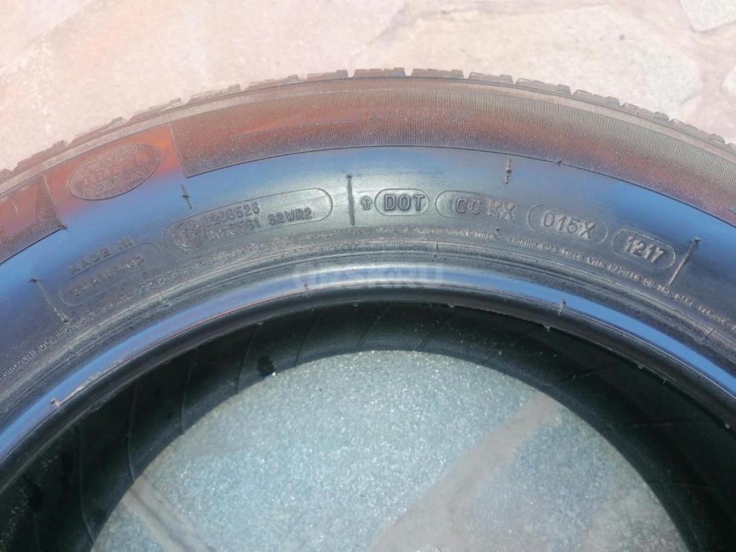 Продам зимнюю резину б/у липучка MICHELIN mode in Thailand
215/60 R17 в хорошем состоянии 25000р - Орск