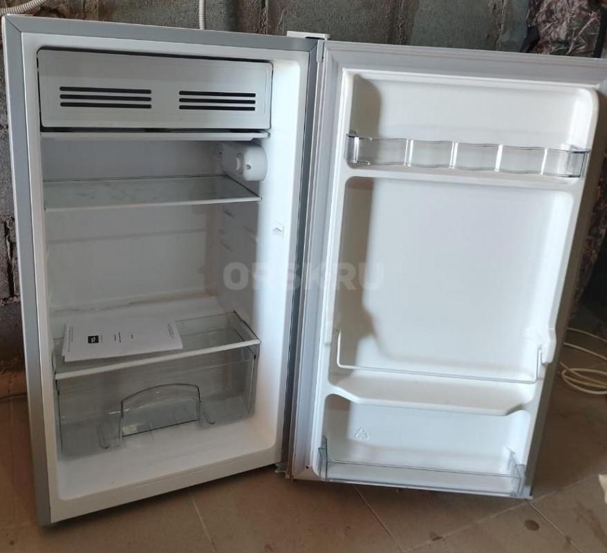 Продам мини холодильник, в б/у всего был месяц - Орск