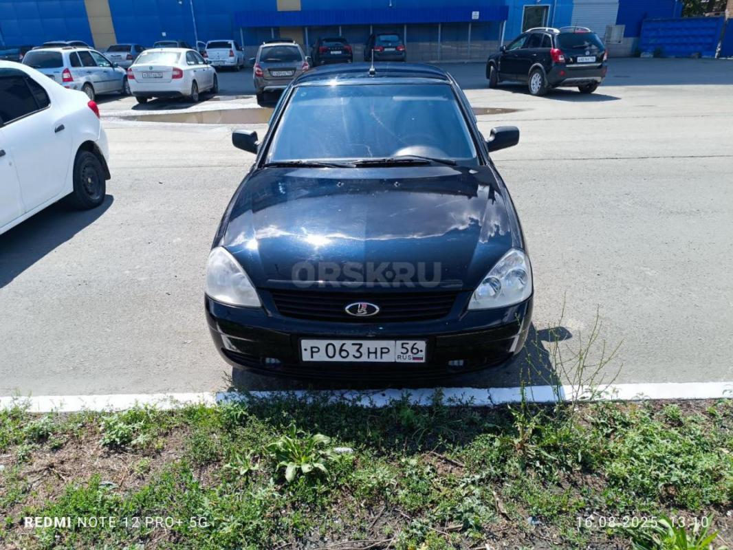 Продам,8 год ,дно пороги арки стаканы на месте ,двигатель коробка хорошо,двигатель 8 КЛ,комплектация - Орск