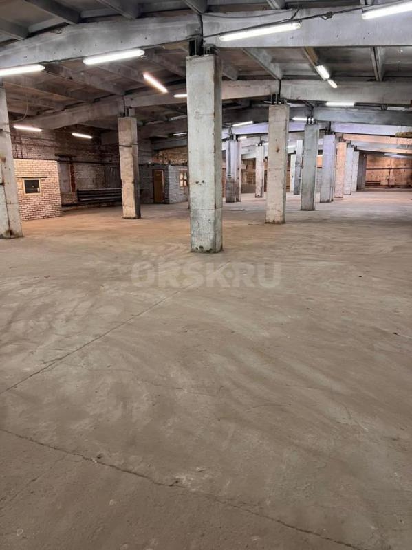 Сдам в аренду склад 1265 кв. - Орск